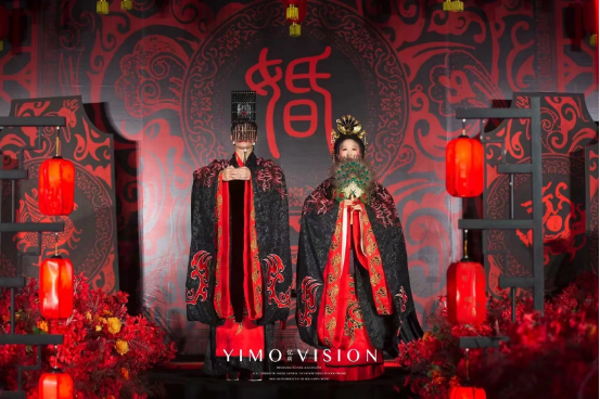 What do wedding dresses in different dynasties of China look like?