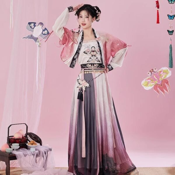 2025-springsummer-daily-song-dynasty-style-embroidered-women's-set-main-photo