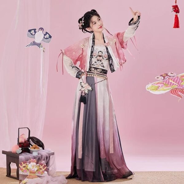 2025-springsummer-daily-song-dynasty-style-embroidered-women's-set-photo-2