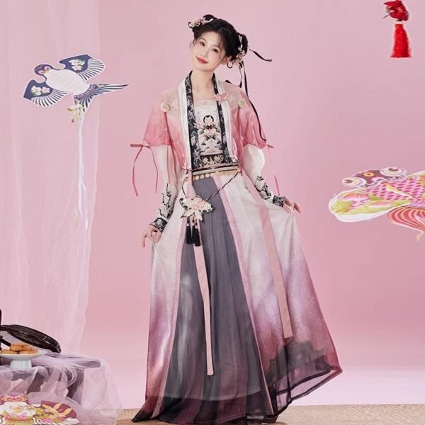 2025-springsummer-daily-song-dynasty-style-embroidered-women's-set-photo-3