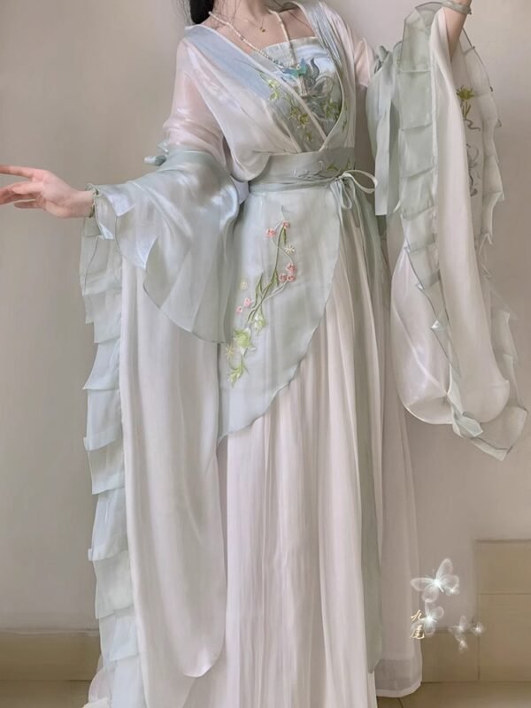2025-wei-jin-dynasty-women-hanfu-set-main-photo-2
