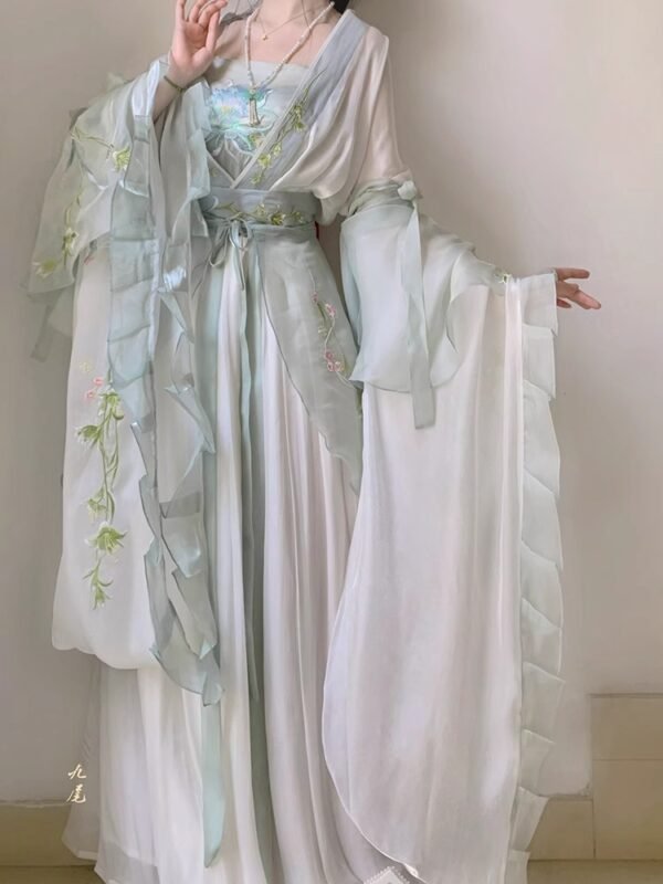2025-wei-jin-dynasty-women-hanfu-set-main-photo-4
