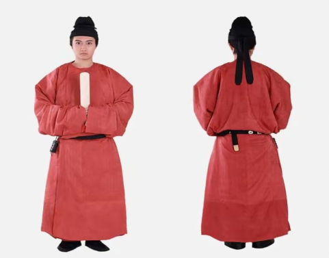 What headgear did men in the Tang Dynasty like to wear?