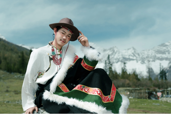 Men's Tibetan Robe