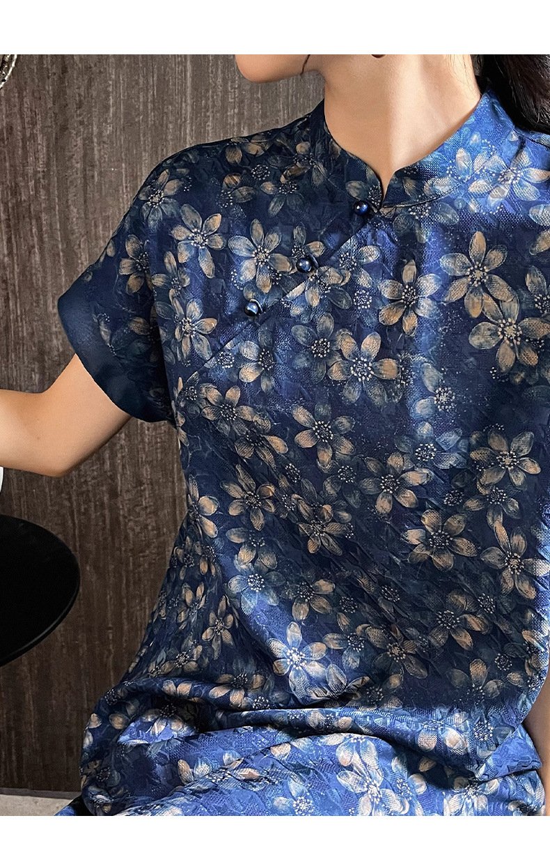 new Chinese-style qipao