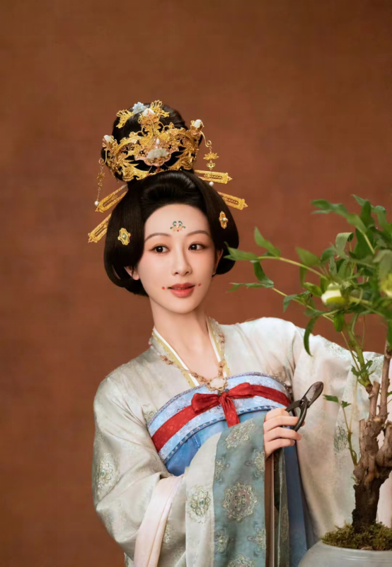 Chinese-style Clothing on the 2025 Red Carpet