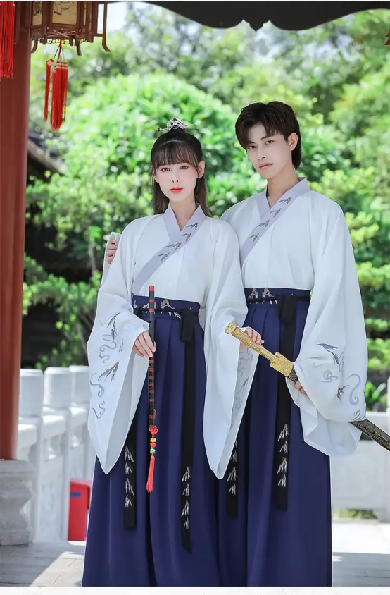 What are the Unique Features of Men’s Couple Hanfu