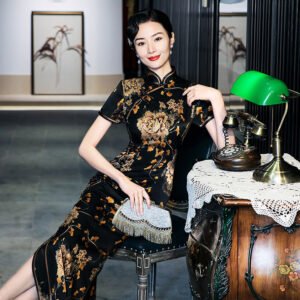 Old Shanghai Vibe Black Silk Cheongsam