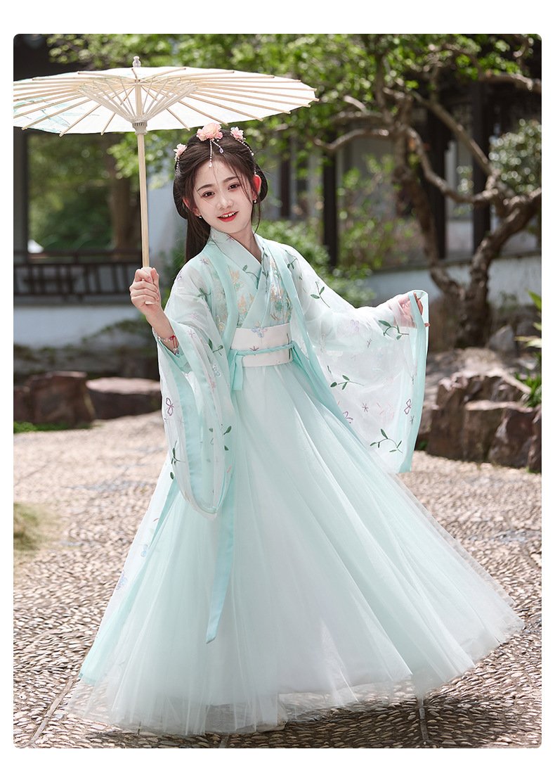 Song Dynasty Light Green Girls Hanfu photo