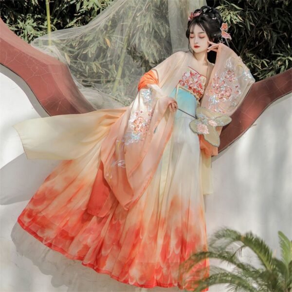 Tang Dynasty Traditional Hanfu for Women