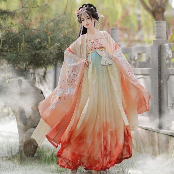 Tang Dynasty Traditional Hanfu for Women