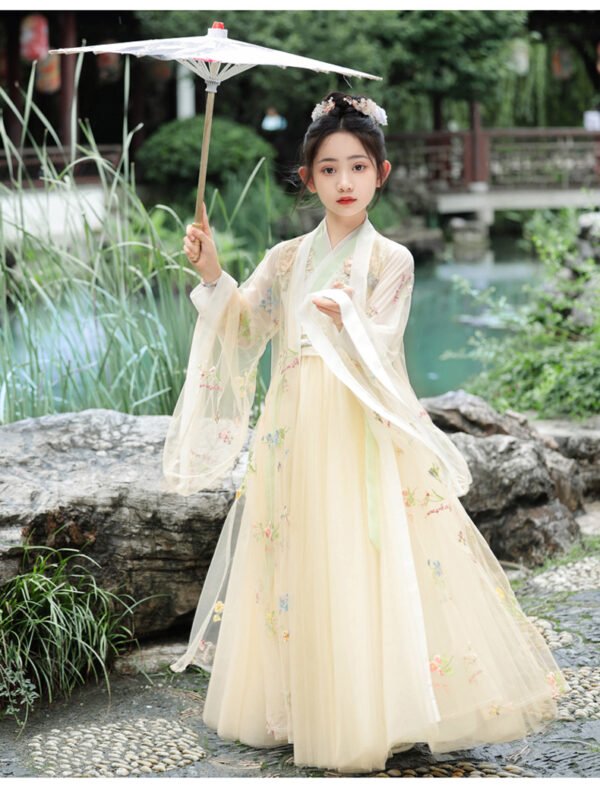 Tang-Style Wide-Sleeve Girls Hanfu Set