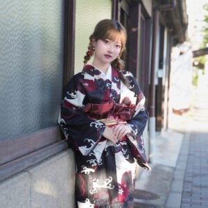 Women's Black/White Traditional Japanese kimono