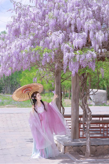 How to Hanfu Outfits in different Seasons and Festivals