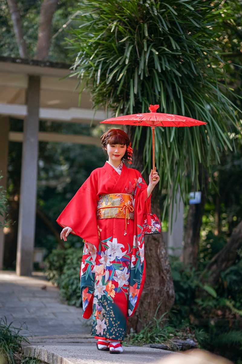Traditional Japanese kimono with red lilies