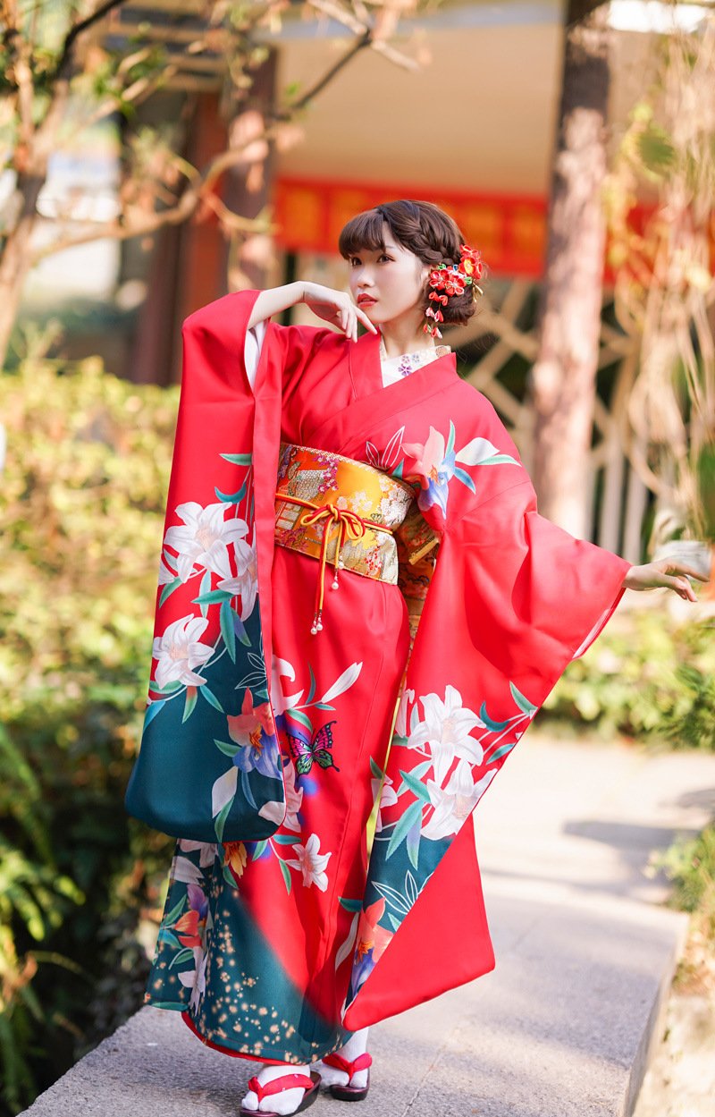 Traditional Japanese kimono with red lilies