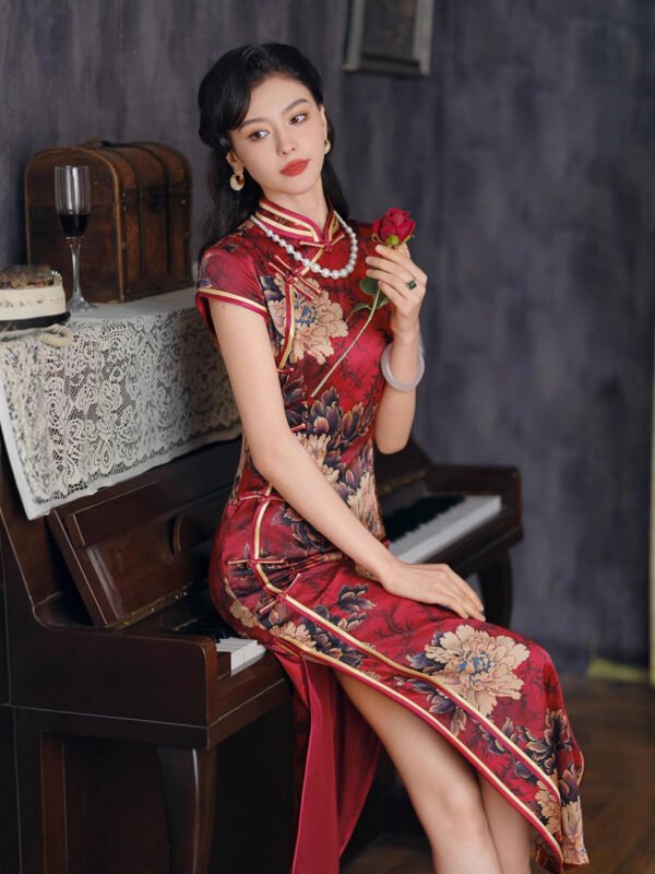 2025-Collection-Red-Chinese-Qipao-Dress-main-photo1 High-End Chinese Dress