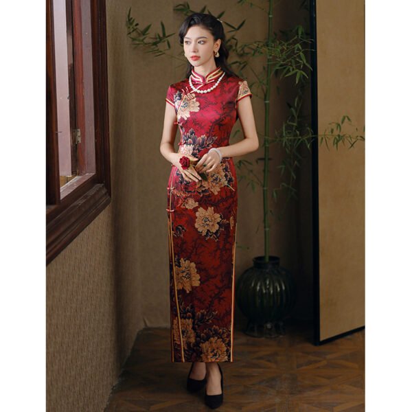 2025-Collection-Red-Chinese-Qipao-Dress-main-photo5 High-End Chinese qipao Dress