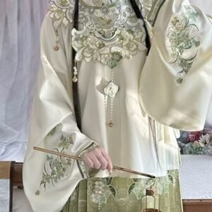 Ming Dynasty Hanfu: Timeless Traditional Chinese Clothing