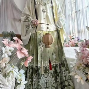 Ming Dynasty Hanfu: Timeless Traditional Chinese Clothing