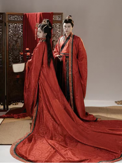 Color as important elements of Chinese Wedding Attire